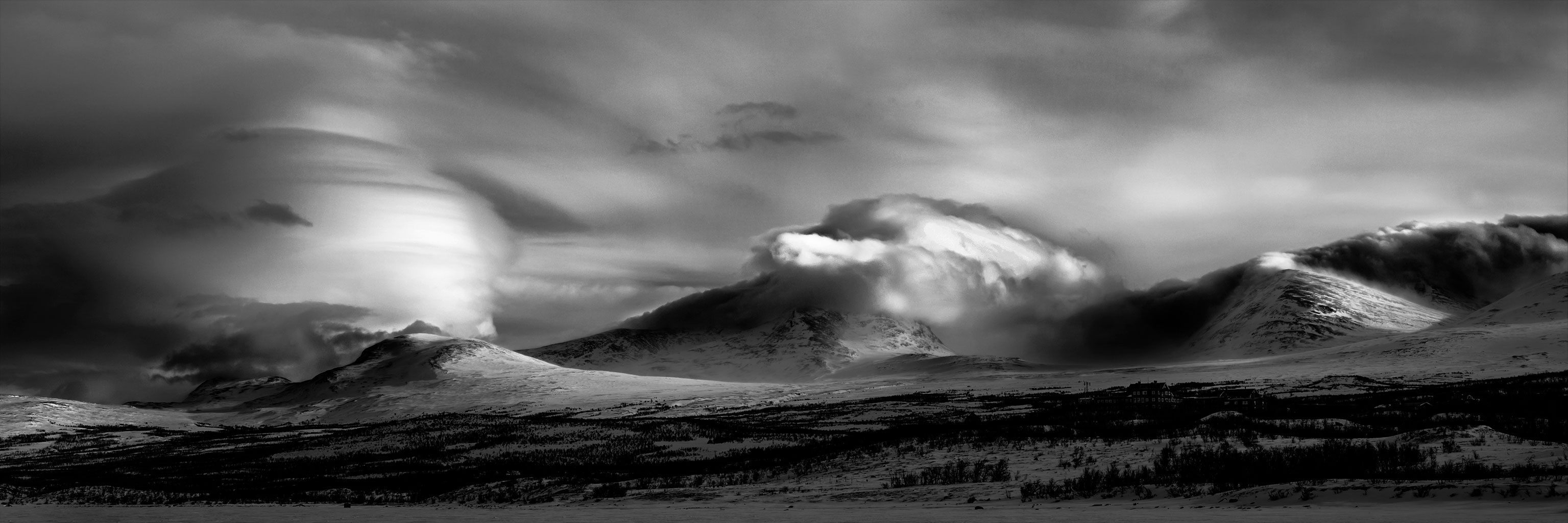 Cover image: Abisko and Torneträsk